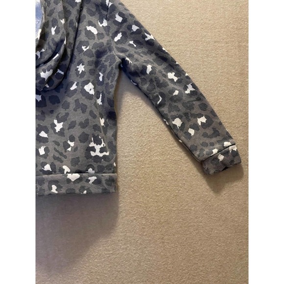 Sweatshirt Hoodie Girl's 6/6X Gray Leopard with Pink sequins - Picture 12 of 12